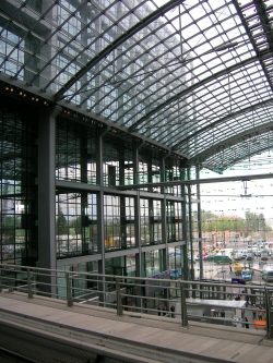 Empfangshalle des Berliner Hauptbahnhofes