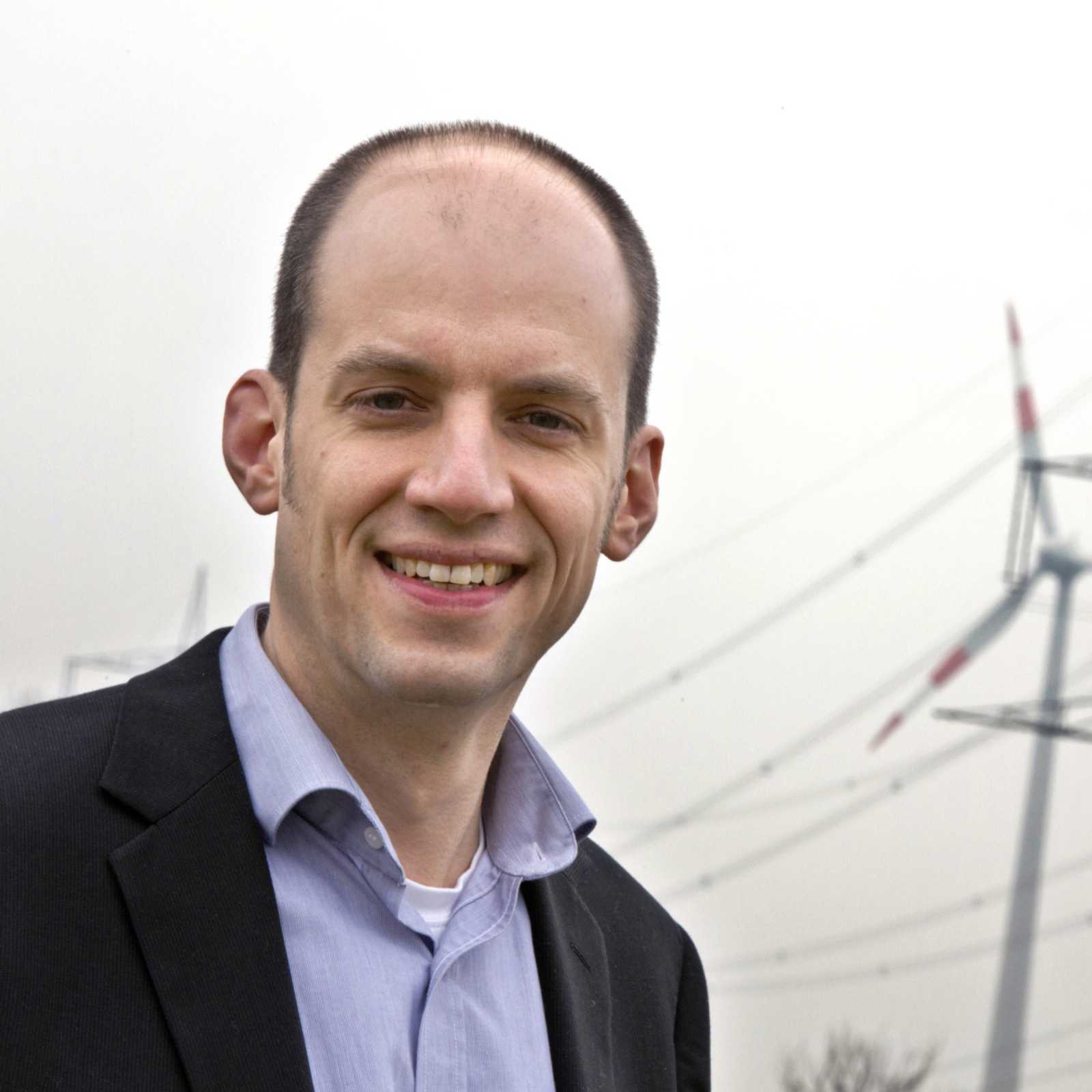 Dr. Peter Vennemann ist Experte für Wasser- und Windkraftnutzung, ...
