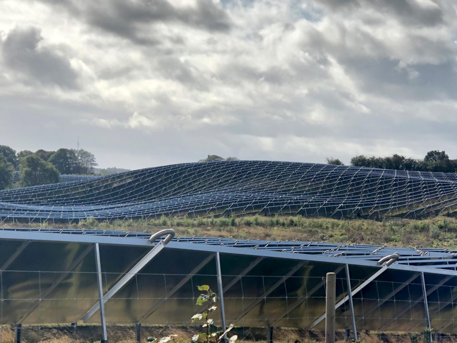 Beeindruckend: Das größte Solarfeld Europas. (Foto: FH Münster/EGU)