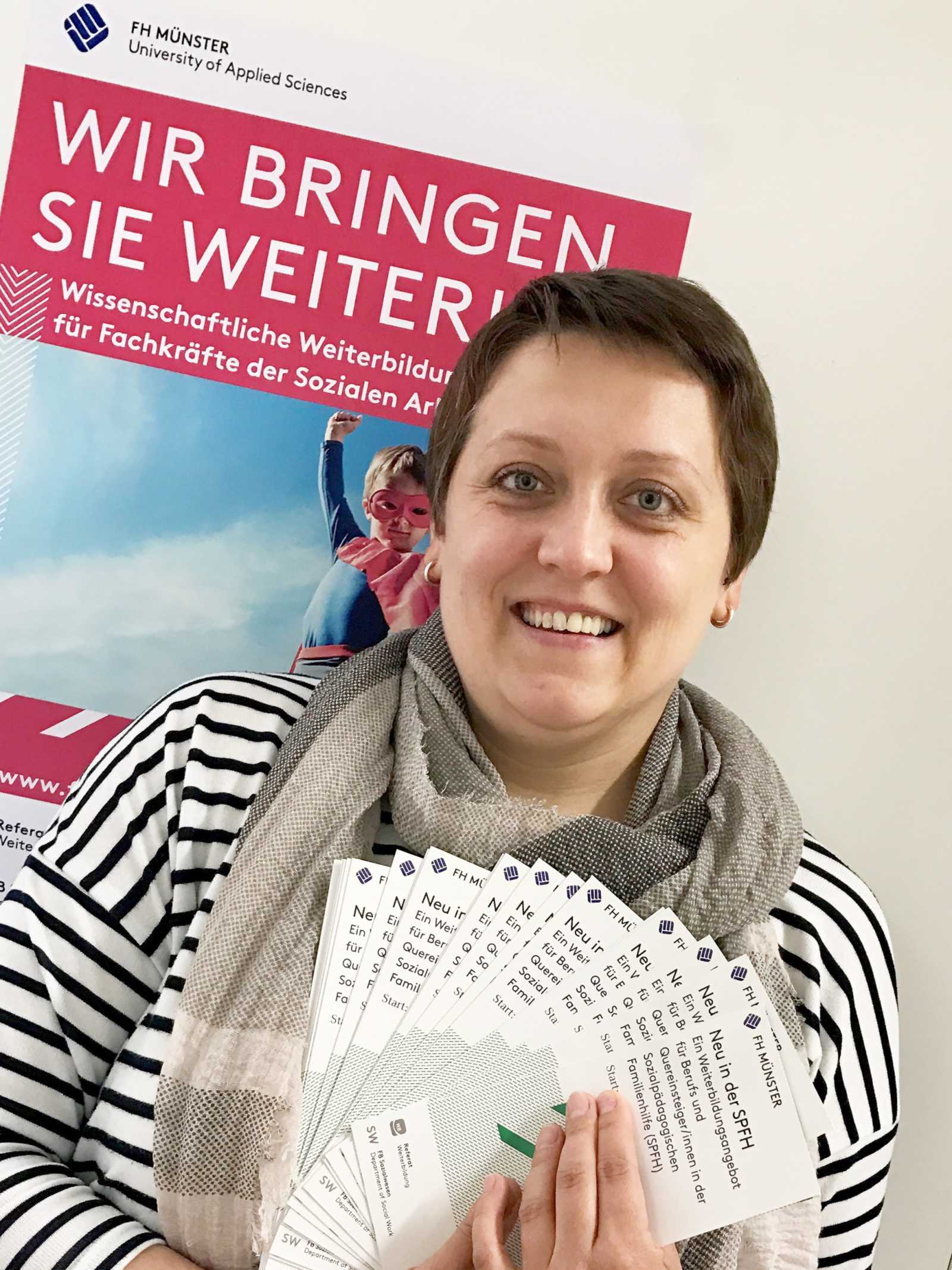 Ansprechpartnerin für die Weiterbildung „Neu in der SPFH“ ist Jelena Schoppmann, Referentin für wissenschaftliche Weiterbildung. (Foto: FH Münster/Referat Weiterbildung am Fachbereich Sozialwesen)