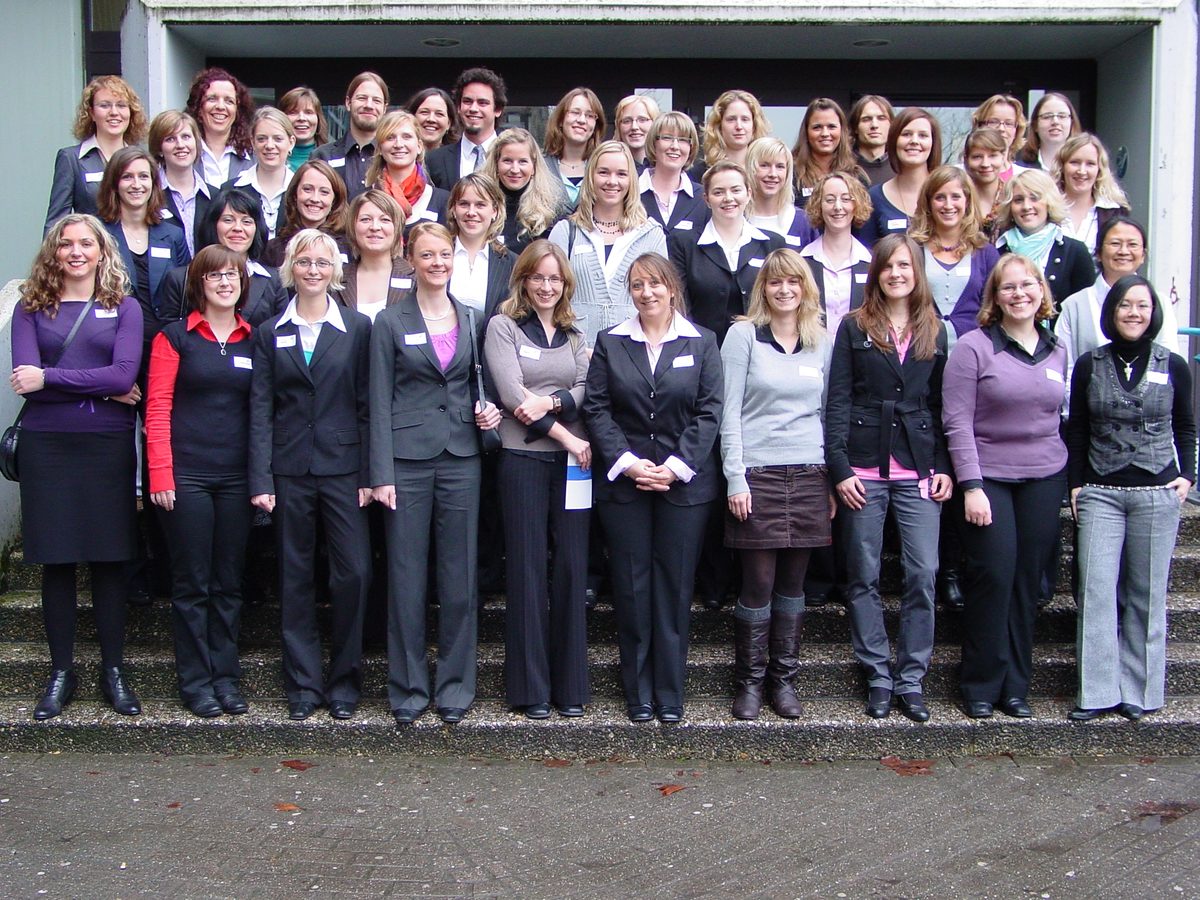 Teilnehmer(innen) der Diplomfeier am 5. Dezember 2008